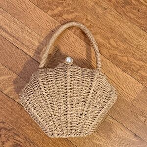 Cutie Tan Woven Shell Handbag